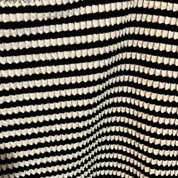 Aerie crinkle scoop full coverage one piece swimsuit - Picture 2 of 3